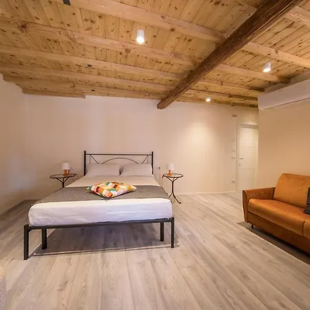 ベッド・アンド・ブレックファスト Corte Garibaldi フェルトレ