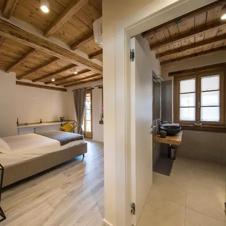 Corte Garibaldi לינה וארוחת בוקר