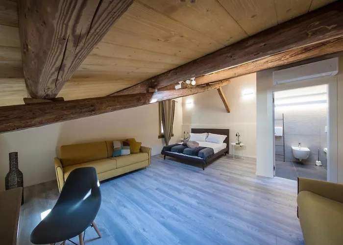 Corte Garibaldi فيلتري